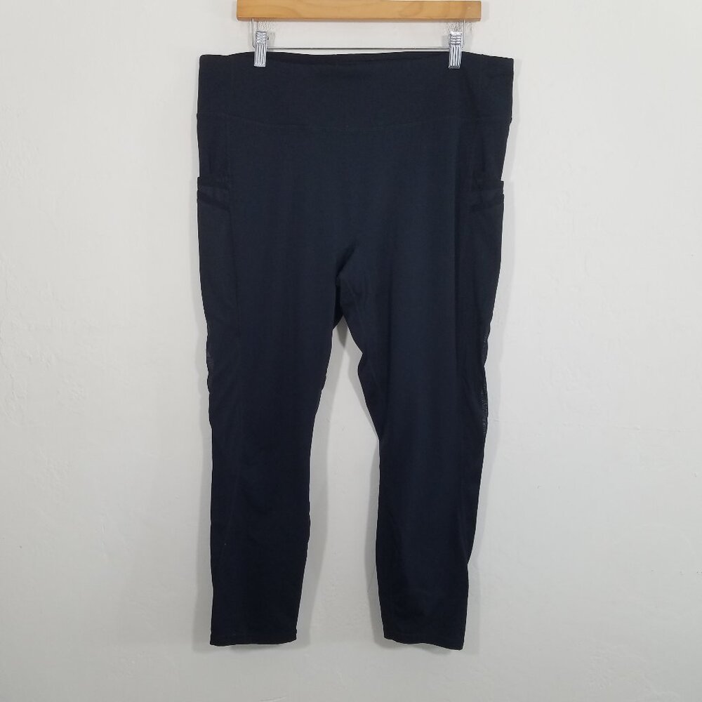 Fabletics Motion365 Leggings Crop with Side Pockets Black Size 3X